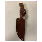 D2 steel knife blade full tang wood handle with leather sheath aprox 8.5 inch handmade 32939