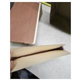 Staples File Pockets 3.5 Expansion Legal Size Brown 25/Box (1526ES) TR418319 - Missing 1