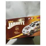 New 2002 Action 10th Anniversary NASCAR #88 Dale Jarrett 2002 Taurus UPS 1:24 Limited Edition Scale StockCar