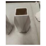 Uniquewise Contemporary Ceramic Marble Look Design Table Vase Geometric Flower Holder Decor