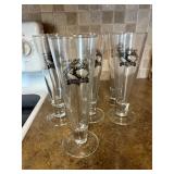 7 Pilsner glasses