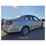 2010 Volkswagen Jetta, SILVER