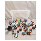 LOT OF RANDOM SKYLANDERS