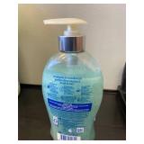 Softsoap hand soap Eucalyptus and sea salt scent- Appears new