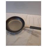 PRO Fusion 10 in Aluminum Nonstick Fry Pan - Satin