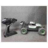 Cradream Off-Road Crawler 2.4GHz 2WD Shock Absorbers Q82 RC Cars Like New - Works