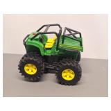 ERTL John Deere Monster Treads Wheelie Gator Toy Vehicle Noise & Movement 1:16