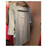 Womens short sleeve tops and sweaters size L and XL