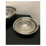 Metal mixing bowls