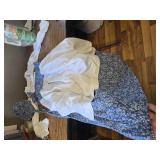 Colonial Costume Girls Pioneer Dress with Bonnet