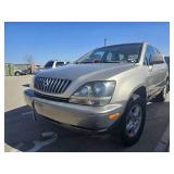 1999 Lexus RX300, GOLD