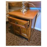 Traditional Wooden Nightstand with Table Lamp Set