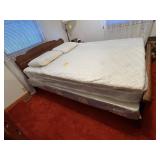 Full Size Bed w / Queen Mattress & Box Springs