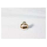 10 kt Yellow Gold & Diamond Ring - Size 6