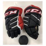 CCM FT370 12" Hockey Gloves & Puck