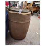 Small wood barrel no lid