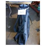 Golf bag with stand