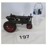 ERTL McCORMICK FARMALL F-20 1;16 SCALE