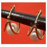 14k. Yellow Gold With Pearls Earrings 2.08 Grams