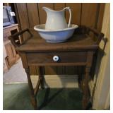 Ironstone pitcher & bowl w/washstand 26x16x33