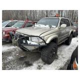 2002 Toyota 4Runner SR5