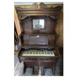 Crown Pump Organ