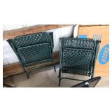 2 FOLDING LAWN CHAIRS