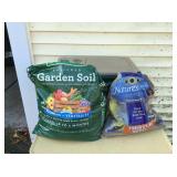 Garden cart (24x13.5x14"), soil, birdseed