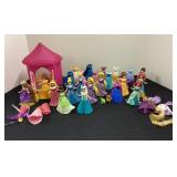 15 Disney Princess Dolls & 11 Extra Dresses