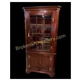 Henkel Harris Virgina Galleries Corner Cabinet