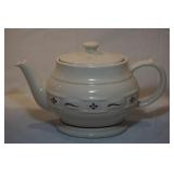 Logaberger Pottery Teapot USA