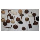 Antique Vintage Old Style Door Knobs &