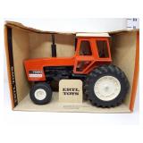 1/16 Ertl Allis Chalmers 7060 Tractor w/Box