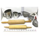 Rolling Pins & Sifters/Strainers