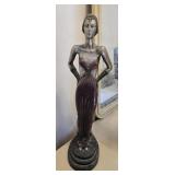 20s style woman state approx 23 inches tall