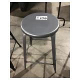 METAL ROUND STOOL