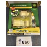 JOHN DEERE PAINTING GATOR SET