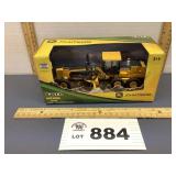 1/50 SCALE ERTL ROAD GRADER