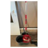 SPIN MOP, BROOM AND DUSTPAN