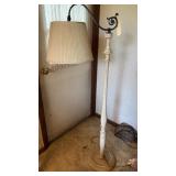 ANTIQUE FLOOR LAMP