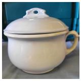 J&G MEAKIN  CHAMBER POT W/ LID