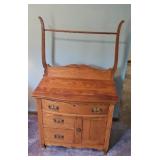 ANTIQUE WASH STAND