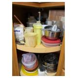 STORAGE CONTAINERS & PANS