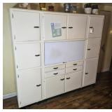 SELLERS CABINET APARTMENT UNIT?