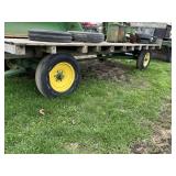 JD FLATBED WAGON