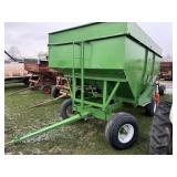 GREEN GRAVITY WAGON WITH 12 TON GEAR