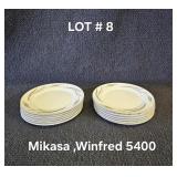 Winifred 5300 pattern Bread and butter plates (12)