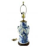 Beautiful Blue & White Asian Urn Lamp