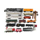 Various HO Engines & Rolling Stock