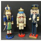 Vintage Traditional Christmas Nut Crackers